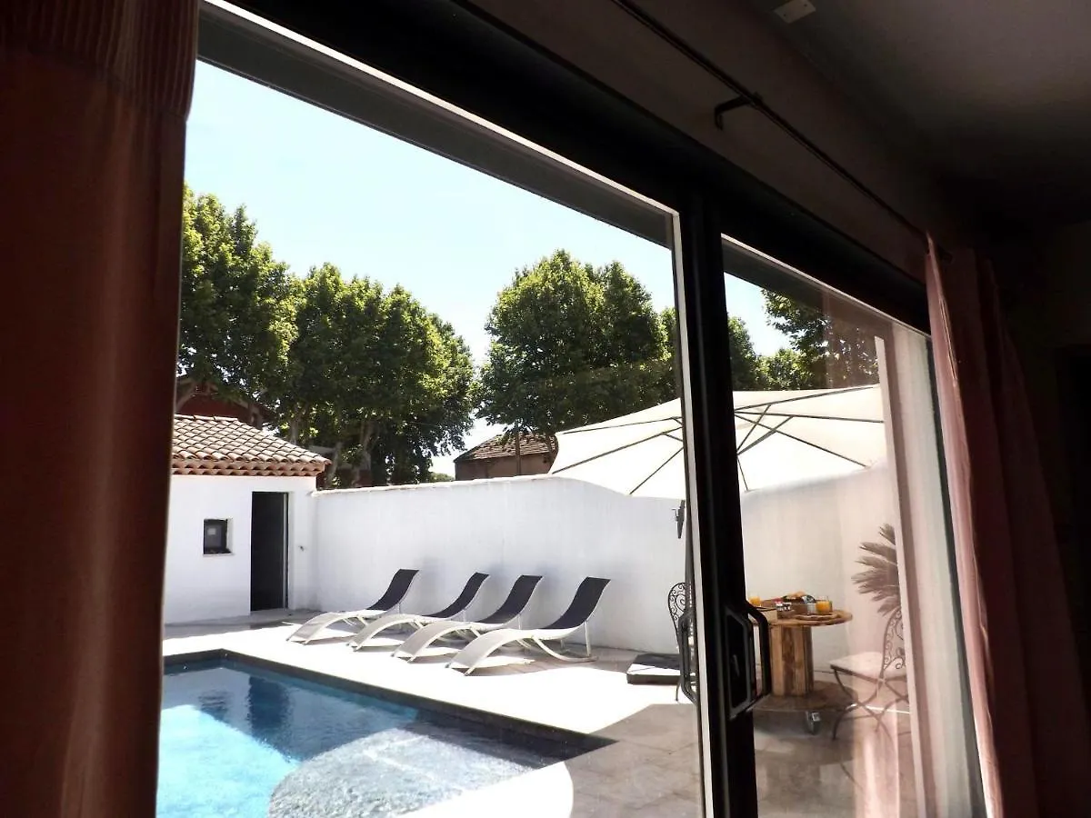La Suite Cote Pool-House Piscine, Sauna & Jacuzzi Privatifs Istres